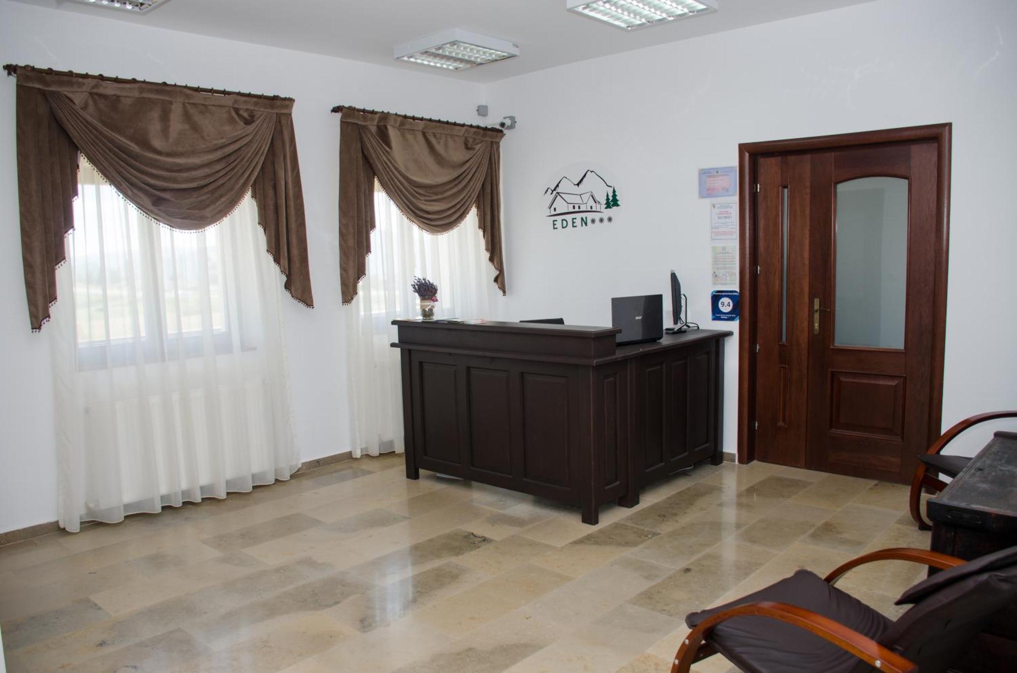 Pensiunea agroturistica EDEN Piatra Fântânele Exterior foto